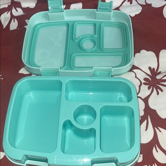 Aqua Bentgo Box with Secure Clips - Picture 4 of 4